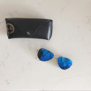 Ray-Ban Aviators Sunglasses